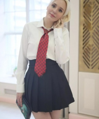 💋 Я знаю, как доставить удовольствие и расслабление на все 100%. Мои услуги охватывают широкий спектр фантазий - от классического секса до глубокого французского целования. Фотографии и отзывы на моей странице говорят сами за себя, я пользуюсь большой популярностью среди клиентов. 😍 Живу и принимаю в Москве, потому что именно здесь я ощущаю себя уверенно и свободно. Доверься моим чарам и позволь себе окунуться в мир наслаждения и страсти. Встречи со мной будут запоминающимися и наполнеными эротикой. Звони мне, и я сделаю всё, чтобы ты вернулся ко мне снова и снова. 💕 Жанна